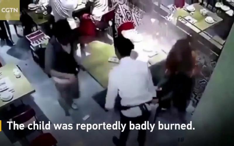 Embedded thumbnail for 驚聳瞬間影片，為了你的安全請廣為轉發